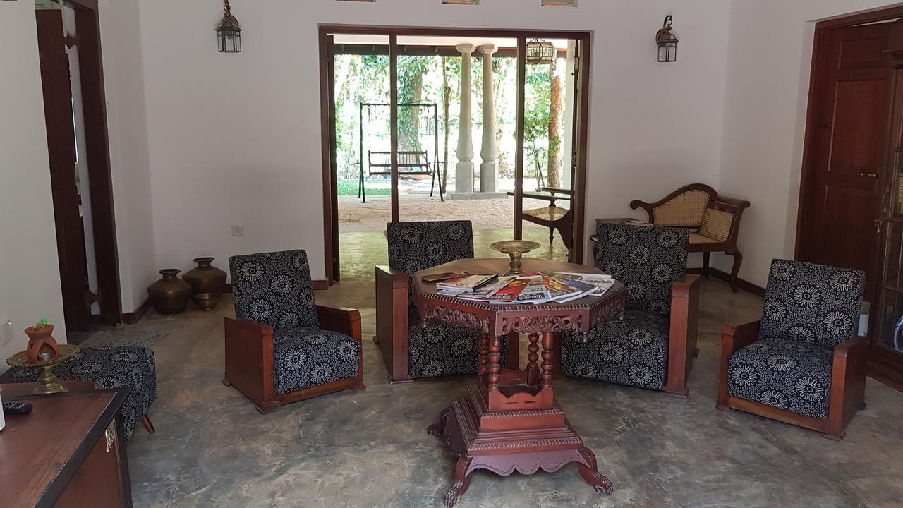 Siriniwasa Luxury Villa With Private Pool 인두루와 외부 사진