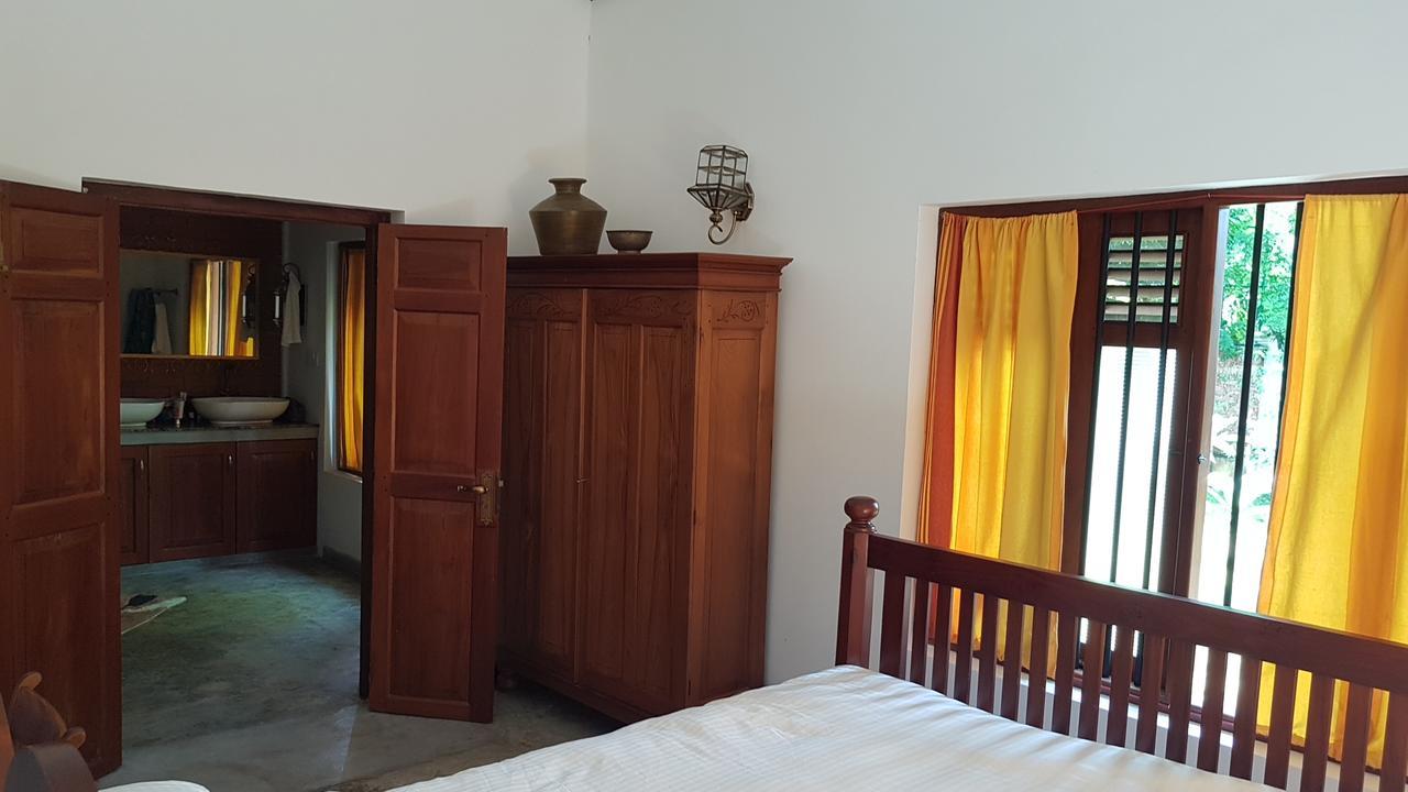 Siriniwasa Luxury Villa With Private Pool 인두루와 외부 사진